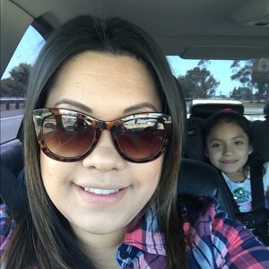 Meet your Posher, Cindy